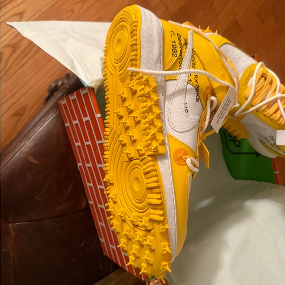 Kids Yellow and White High-Top Sneakers - Picture 5 of 11